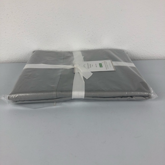 POTTERY BARN Essential Queen Flat Sheet 300 Thread - Picture 6 of 7